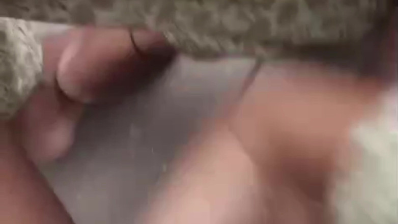 AfasanaShorts: Iubită desi futându-se dur cu degetul video complet desi