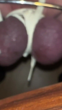 Punição com pau e bolas de fogo