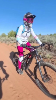 Desnudo culo mtb senderos montañas Kirrgyz