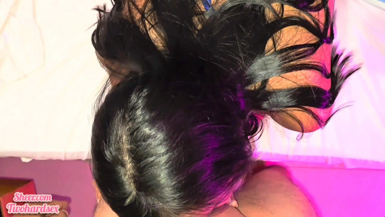 Teen sex 66: Üvey annem babam evde yokken beni nasıl şımartacaklarını biliyor