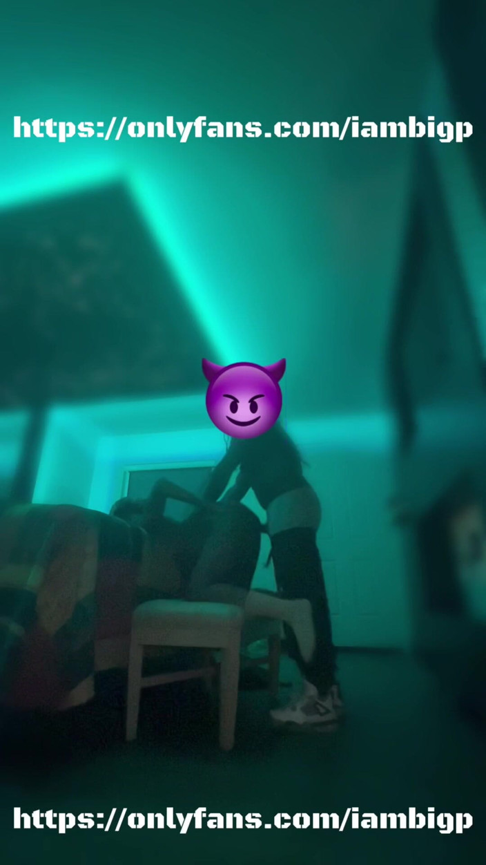 Big P Hef: Ráda twerkuje, než je ošukaná