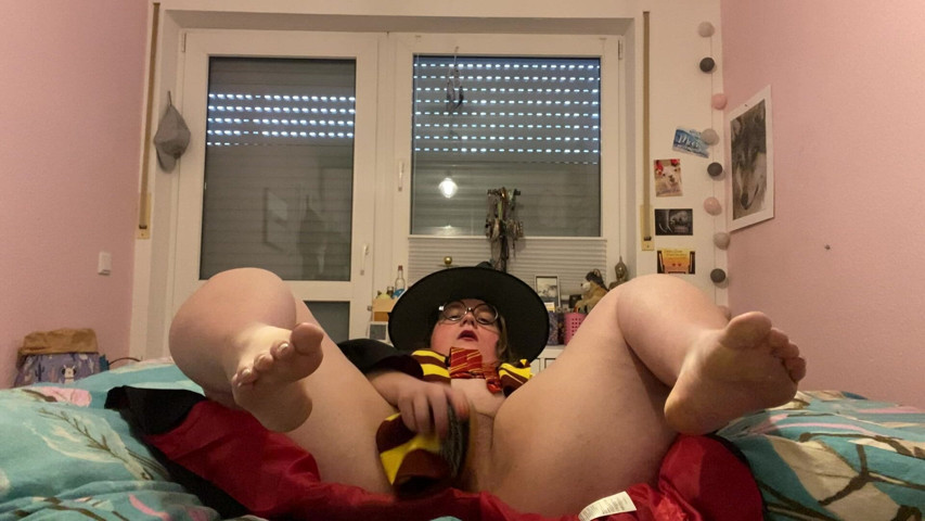 Hermione Ordered on Wish (One Arm Girl) Hermione Ordered on Wish (One Arm Girl)