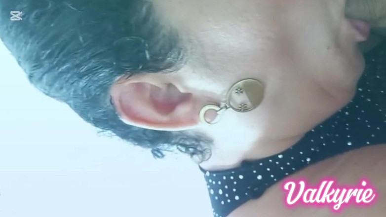 Valkyrieandluigy: 클로즈업 펠라 깊은 목구멍