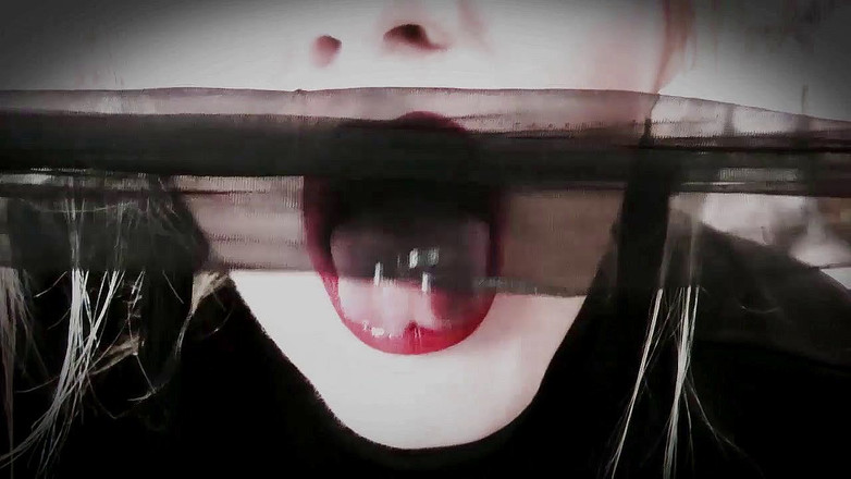 Goddess Celine: B-mail Dominazione femminile