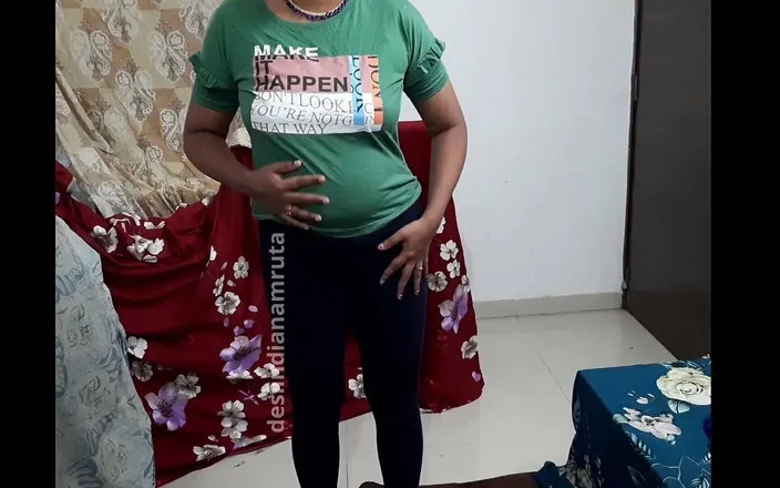 amruta123: Indian Desi Bhabhi Exposed Herself in Front of Adult Film...