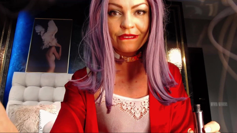 Kiras Secrets: Maricas em treinamento de maquiagem, parte 1