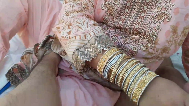 QueenbeautyQB: Mám velmi ráda svou švagrovou, tak šukám svoji švagrovou