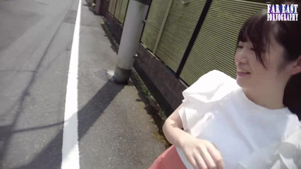 Far East pornography: Wet-mark vaga mentre lascia un sentiero scintillante ovunque si spoglia...