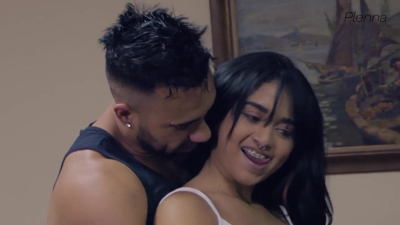 Plenna Filmes: Ajuda Na Mudança Vira Noite De Sexo Intenso E Cheio...