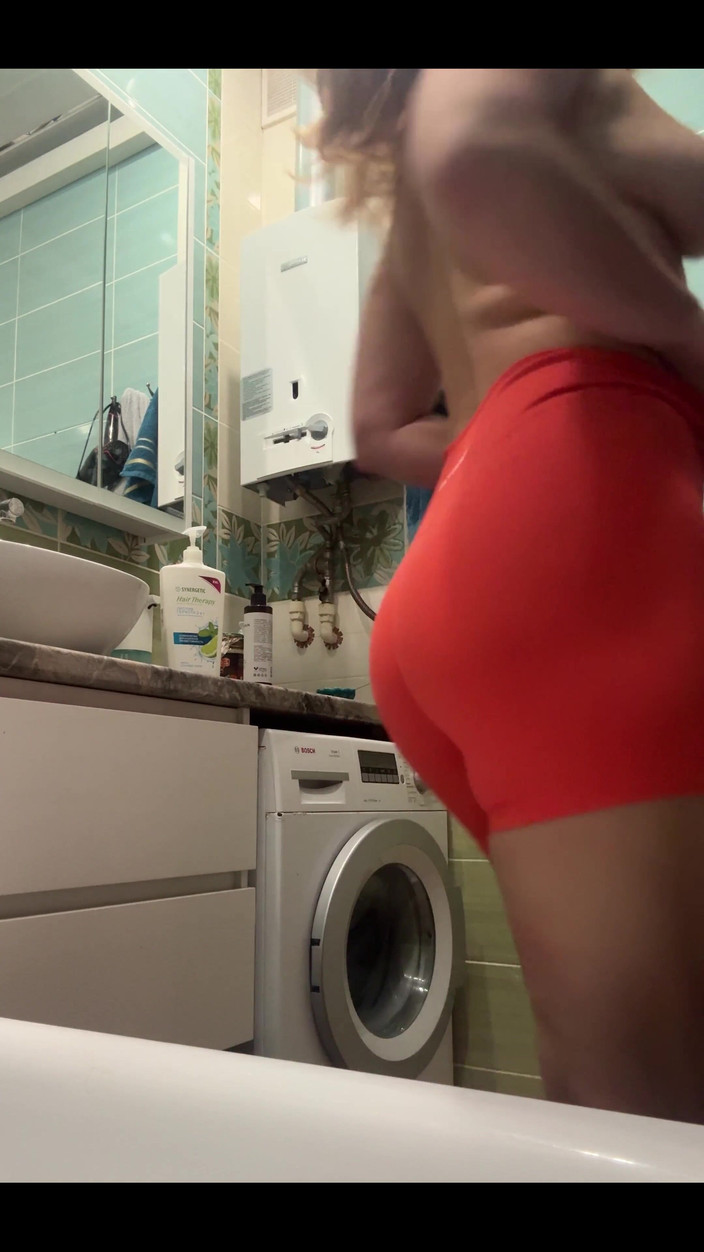 Fox Flame: अचानक मुझे इतनी बुरी तरह पेशाब करना पड़ा