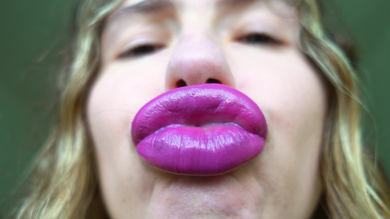 Rarible Diamond: Pucker Lips Custom