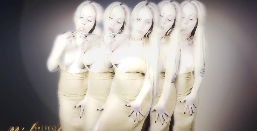 Goddess Misha Goldy: 쉬는 동안 마누라를 다시 기어다녀. 당신은 그녀가 다른 방에있는 때 나를 숭배하는 것을 좋아합니다.