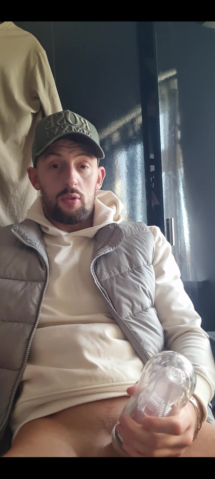 Englishtom20vip: 口袋阴户手淫