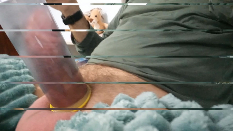 Lion big balls: Pump and Cum
