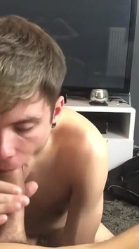 Twink Sucks Friends Fat Cock
