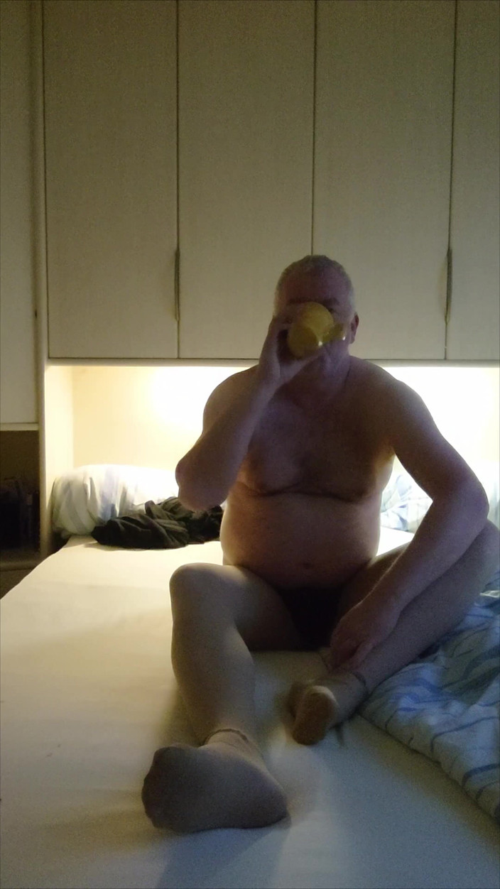 Carmen_Nylonjunge: 나일론 소년이 쌀쌀한 아침을 기원합니다