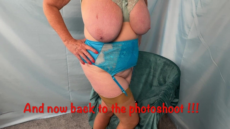 Mr MF: Mrs Mature Feet Foot Fetish Photoshoot Part 3. 542