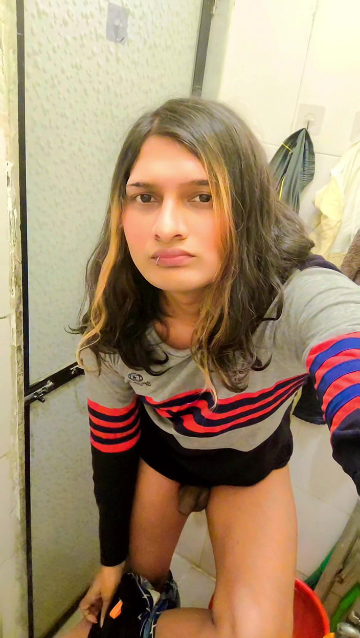 Zoyasazadai: Zoya Shezadi Festivalseizoen in Zoya Shezadi Gaat Fris Douchen