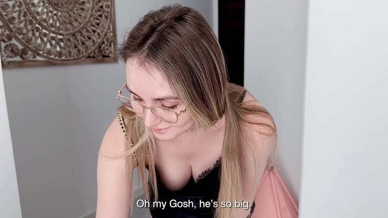 Alina Rai: ねぇ、3Pが欲しかったの?継息子は継母に驚きを与えました。