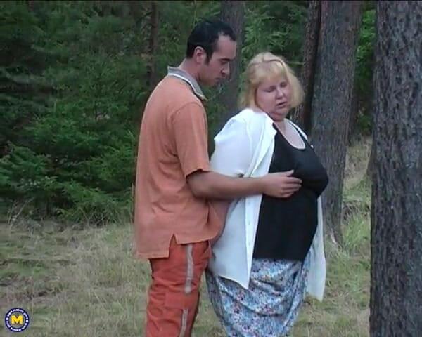 Mature NL: Blonde BBW Gets Fucked Hard in the Woods