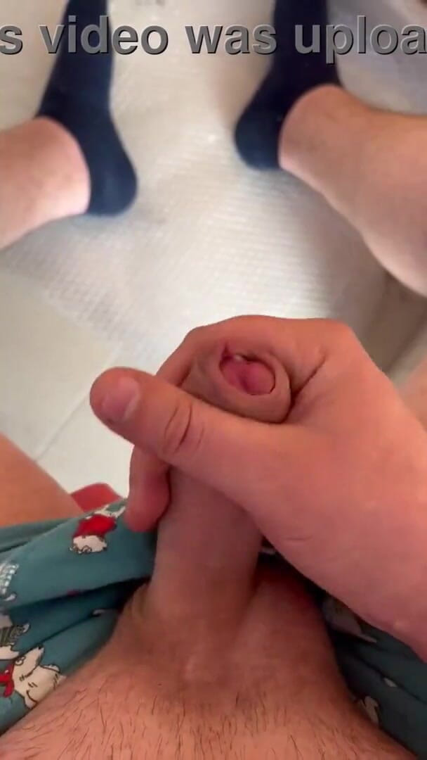 Young cum: 俄罗斯精液特写