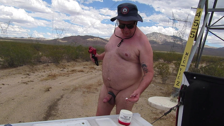 The porky pervert: Desert Hike Jerkoff 5