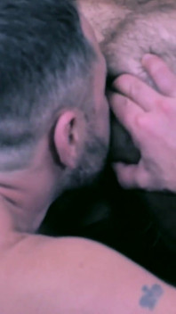Bearfilms râu gay marc giacomo lấy atlas grant con cu cứng sau khi uống
