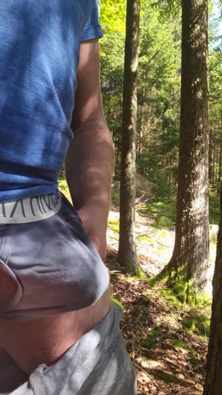 CumShorts: Venkovní sperma