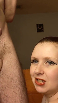 Sua Primeira Gozada Facial