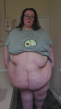 Goddess Bathroom Belly Play
