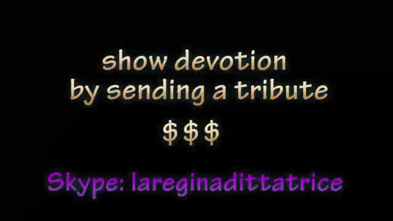 Lady Mesmeratrix Official: Mistress in leather and fishnet stockings has dirty words for...