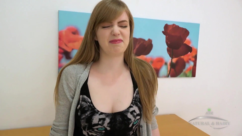 ATK Fans (Hairy): Dolly Leigh grows her pubes out for bush lovers