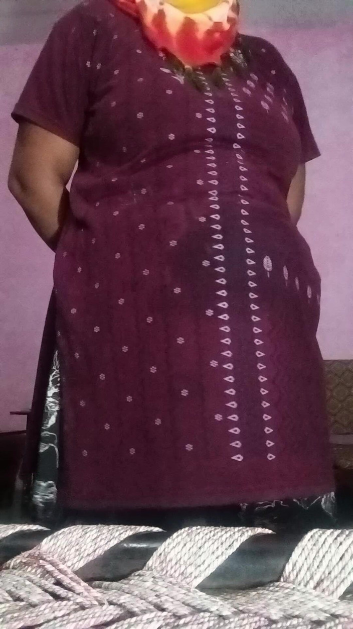 Dimple Romantic: Videoclip cu indiancă bhabhi