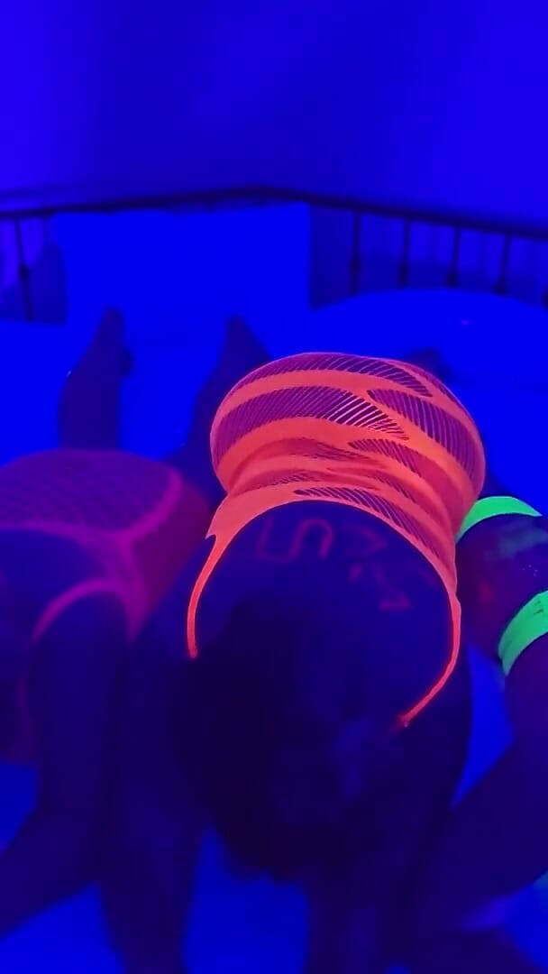 Auntie Nation: Uv Mayhem