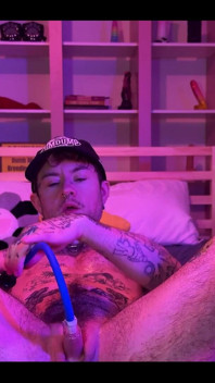 Pumping My Tdick, Come Suck?