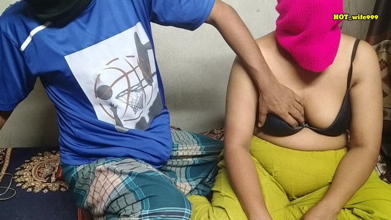 Hot_wife999: Esposa del pueblo indio con marido - primera vez en romance...
