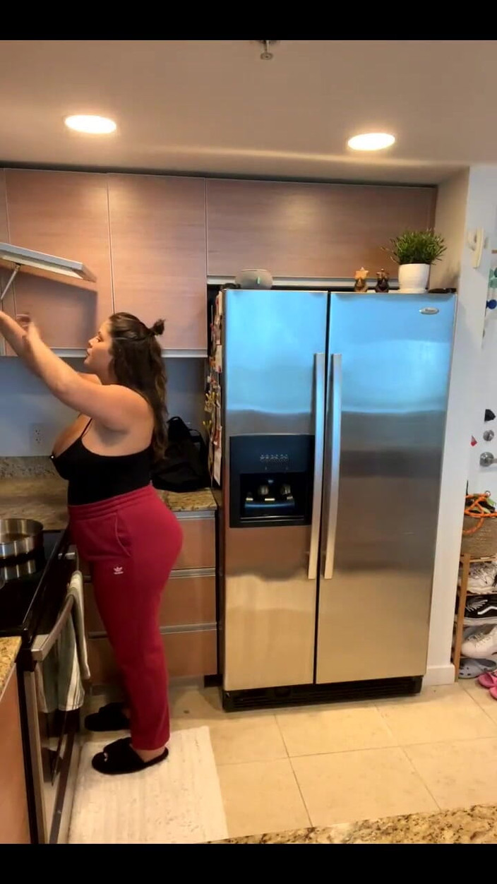 Dani Valentina: Mornings Live