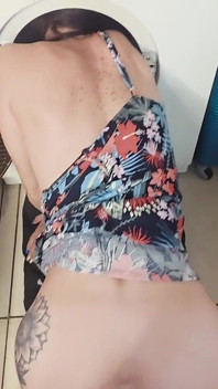 Pranie MILF POV Piesek pieprzył cipkę creampie