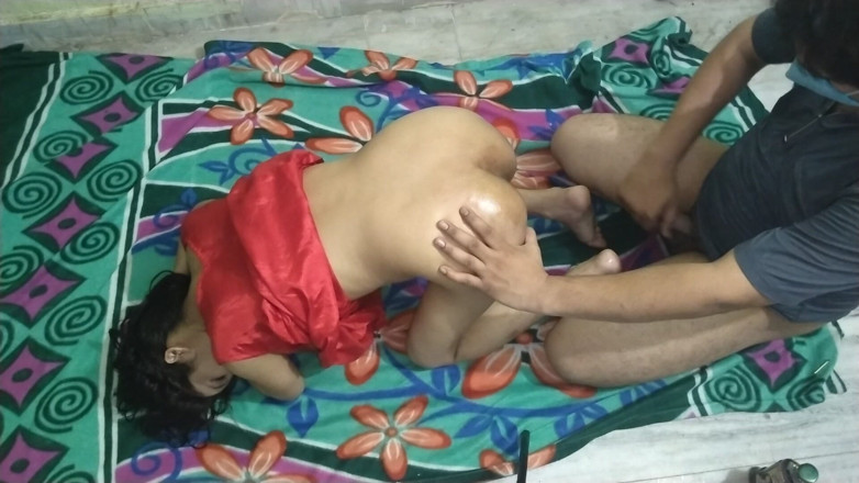 Indian Muslim Couple: Indian Wife Mid Night Magical Sex Romance Comes to Life...