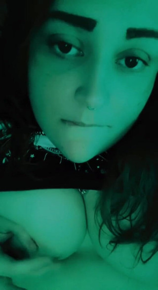 Nikki Danzig: Mokrá a potřebná bbw
