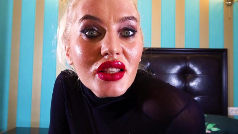 Goddess Celine: Seducție cu dominare feminină