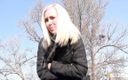 PornCZ: Puszczalska blondynka zerżnięta w błocie