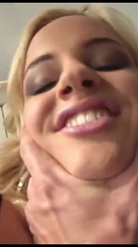 Curvă blonde uimitoare cel mai tare sex incitant în patru