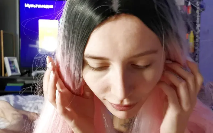 Ghomestory: Juicy blowjob from the first person and footwork! POV