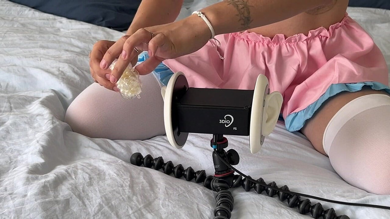 Loly Nebel Studio: Asmr slimes e sussurra