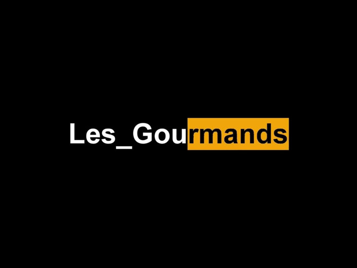 Les Gourmands: Üvey anne komşus un prostatına mastürbasyon yapıyor ve taşaklarını boşaltıyor