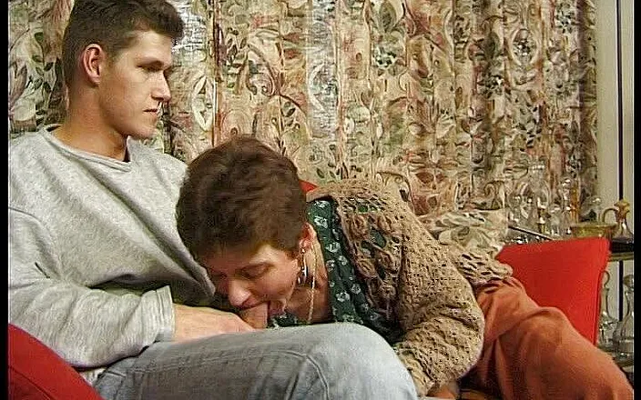 VintageXMovies: Granny next door promise me some cash if i fuck...