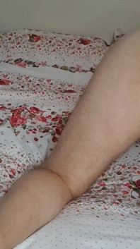 bare slink dildo ke saath atyadhik gahri gand chudaee. 45 semi ka vishaal bat plag mere premi ki moti gand chod raha hai