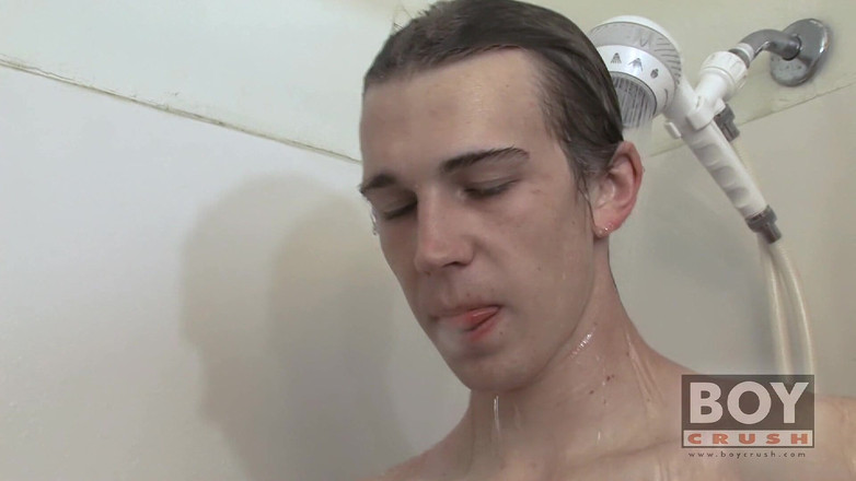 Boy Crush: Patrickova smyslná sprchová show