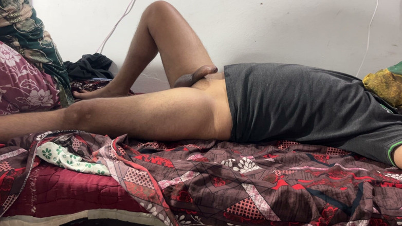 tanya99: Cogí a mi madrastra hijastra acostada en el taburete en...